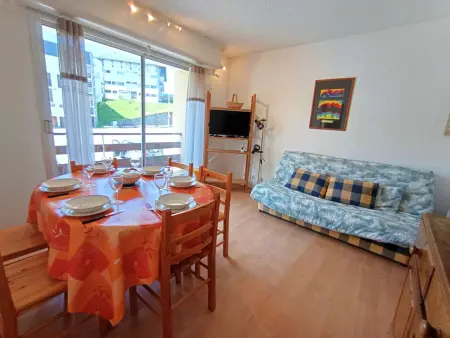Studio Cabine 6 Pers, Balcon Sud, 1700m – Saint-Lary : photo 2