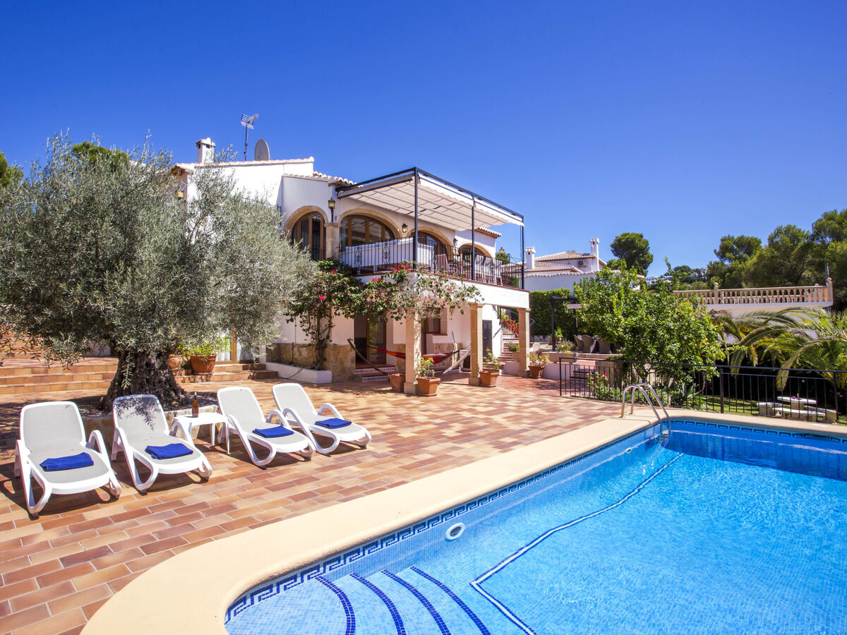 Villa Rubi – Maison 200 m² avec piscine privée à Javea - Photo 1