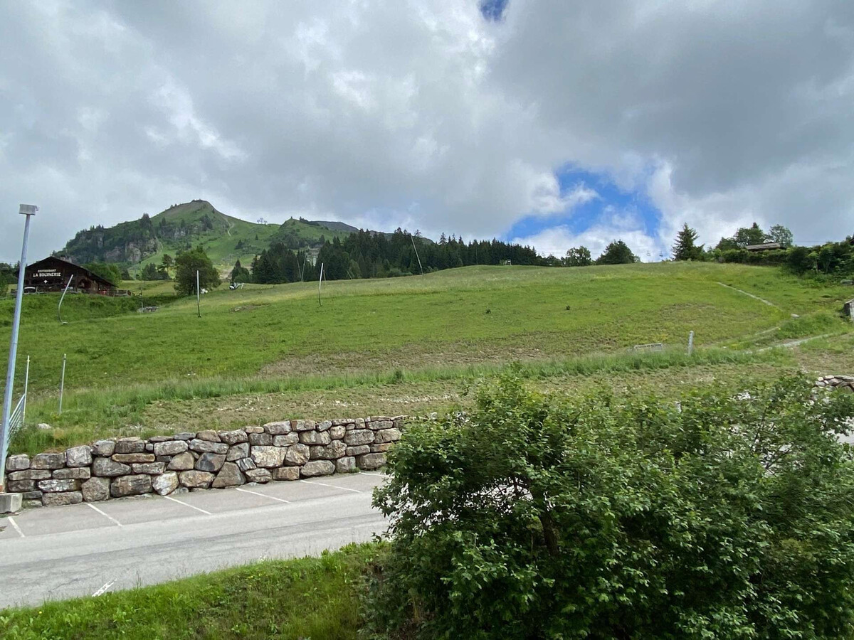 Studio 4 pers. plein sud avec balcon vue pistes - Photo 17