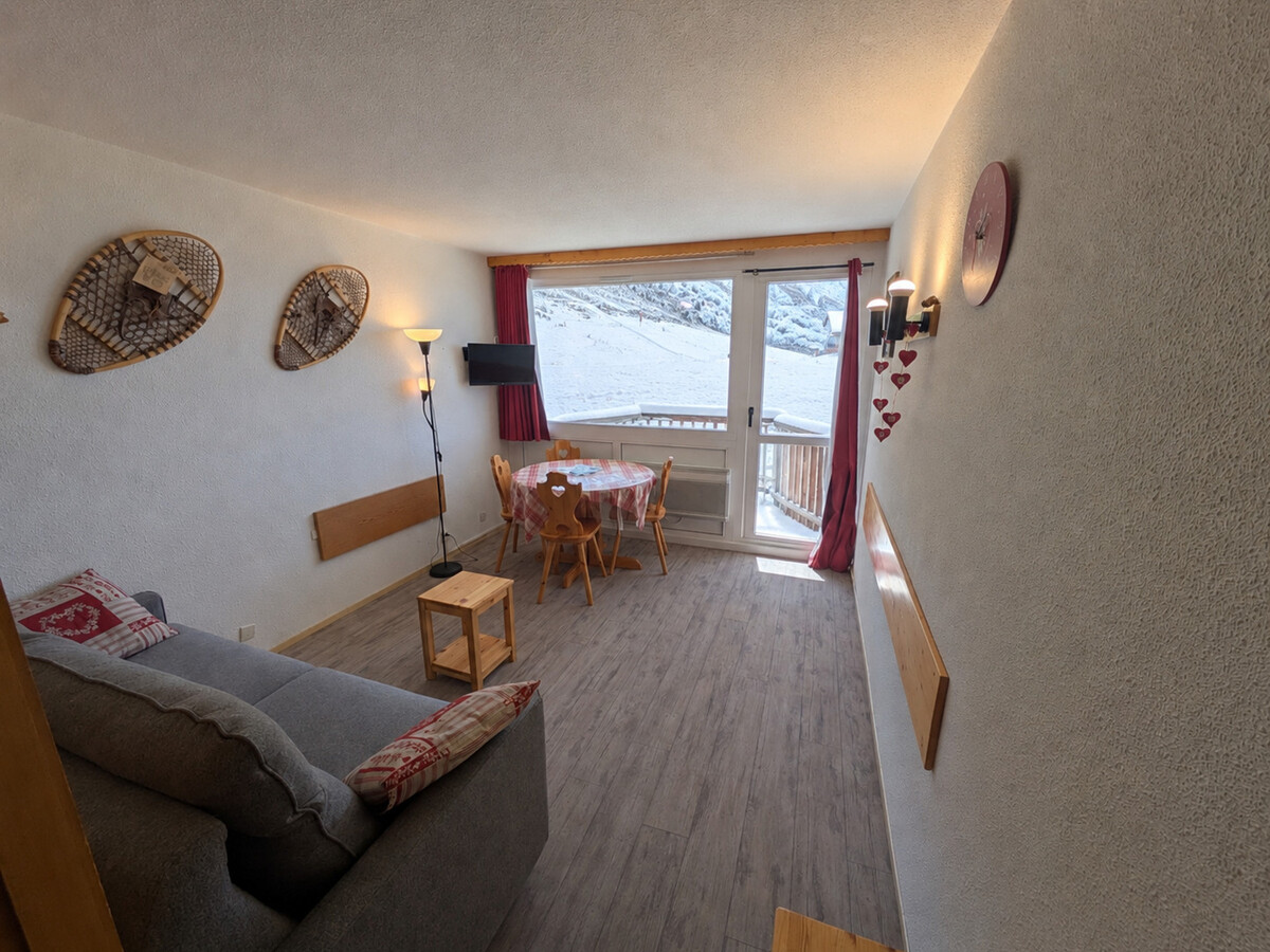 Studio cabine 26m² ski-in/ski-out, vue pistes sud - Photo 8