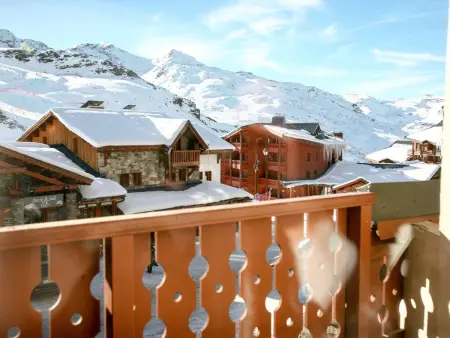 Location appartement à Val Thorens, Duplex authentique 6 pers au cœur de Val Thorens avec balcon, local à ski, et box en option