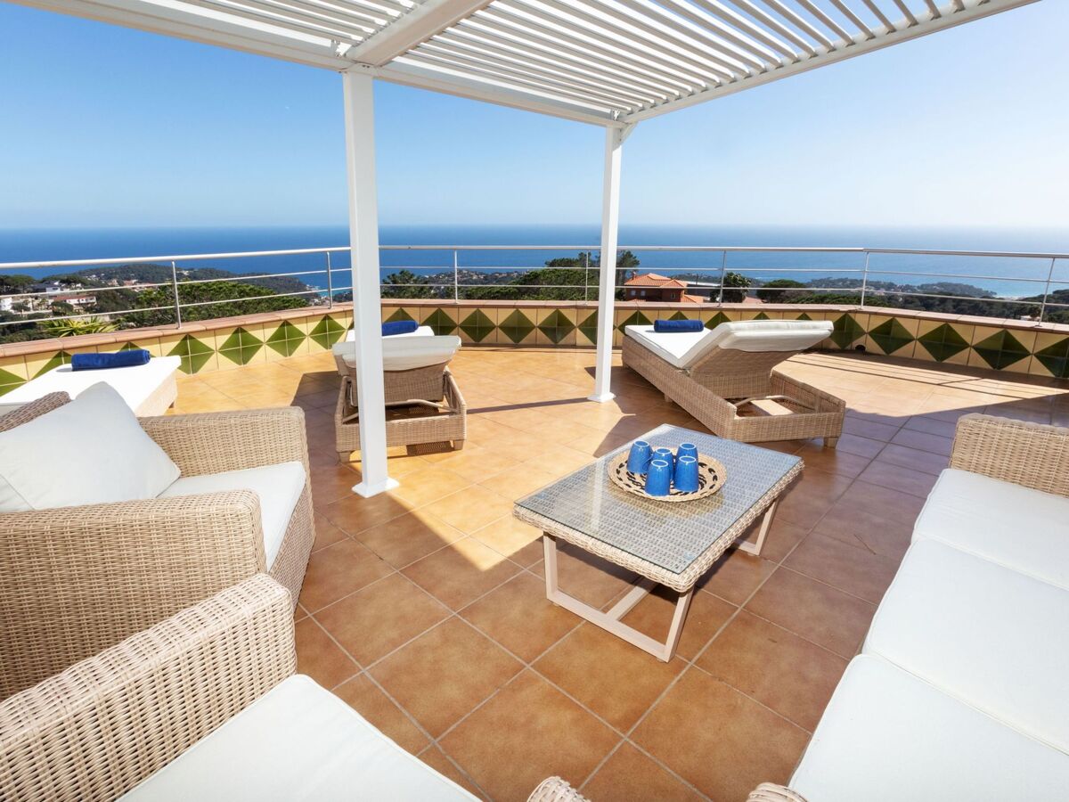 Villa Panorama à Lloret de Mar, vue mer et piscine - Photo 2
