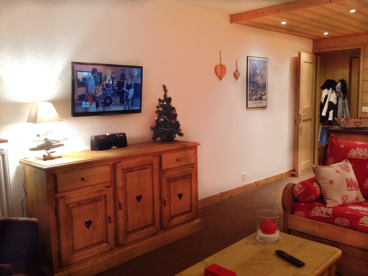 Chanteneige 510 : Appartement rénové 5 pers, balcon, centre Les Menuires - Photo 3