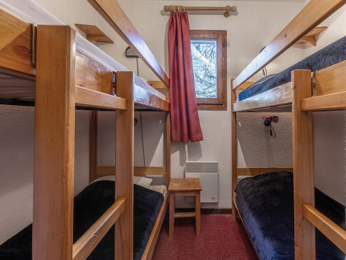 Studio cabine 34m² pour 4 à Val-d'Isère, lits faits - Photo 7