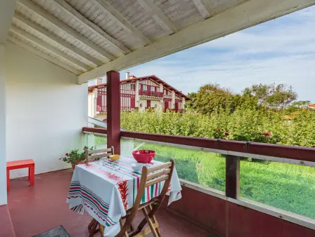 Location appartement à Anglet, Studio lumineux avec balcon à 300m des plages dAnglet