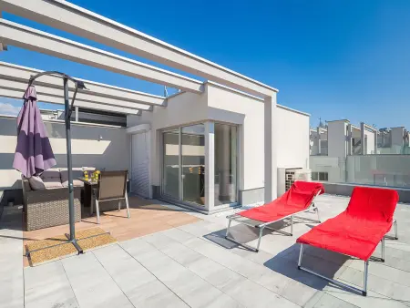Maison Nika à Malinska : piscine chauffée, 350 m de la mer : photo 22