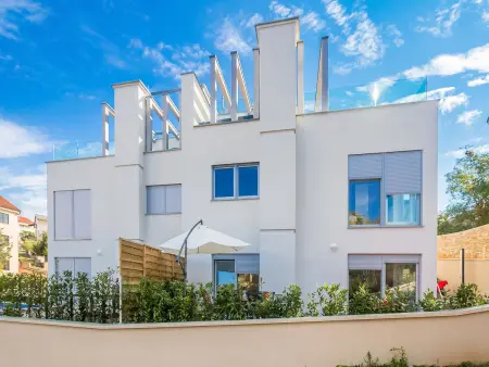 Maison Nika à Malinska : piscine chauffée, 350 m de la mer : photo 40