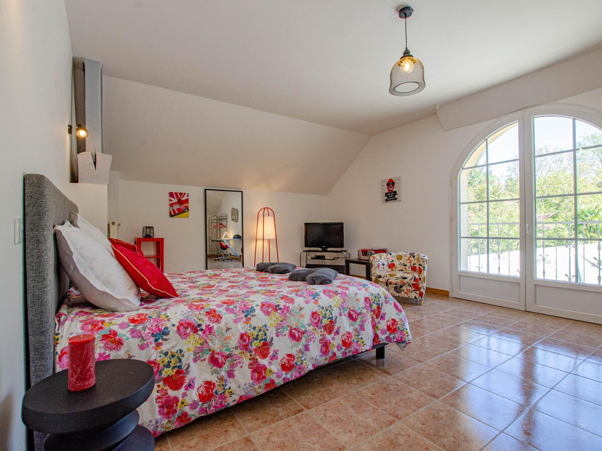 Gîte 12 pers. piscine chauffée & spa à Saint-Hilaire - Photo 17