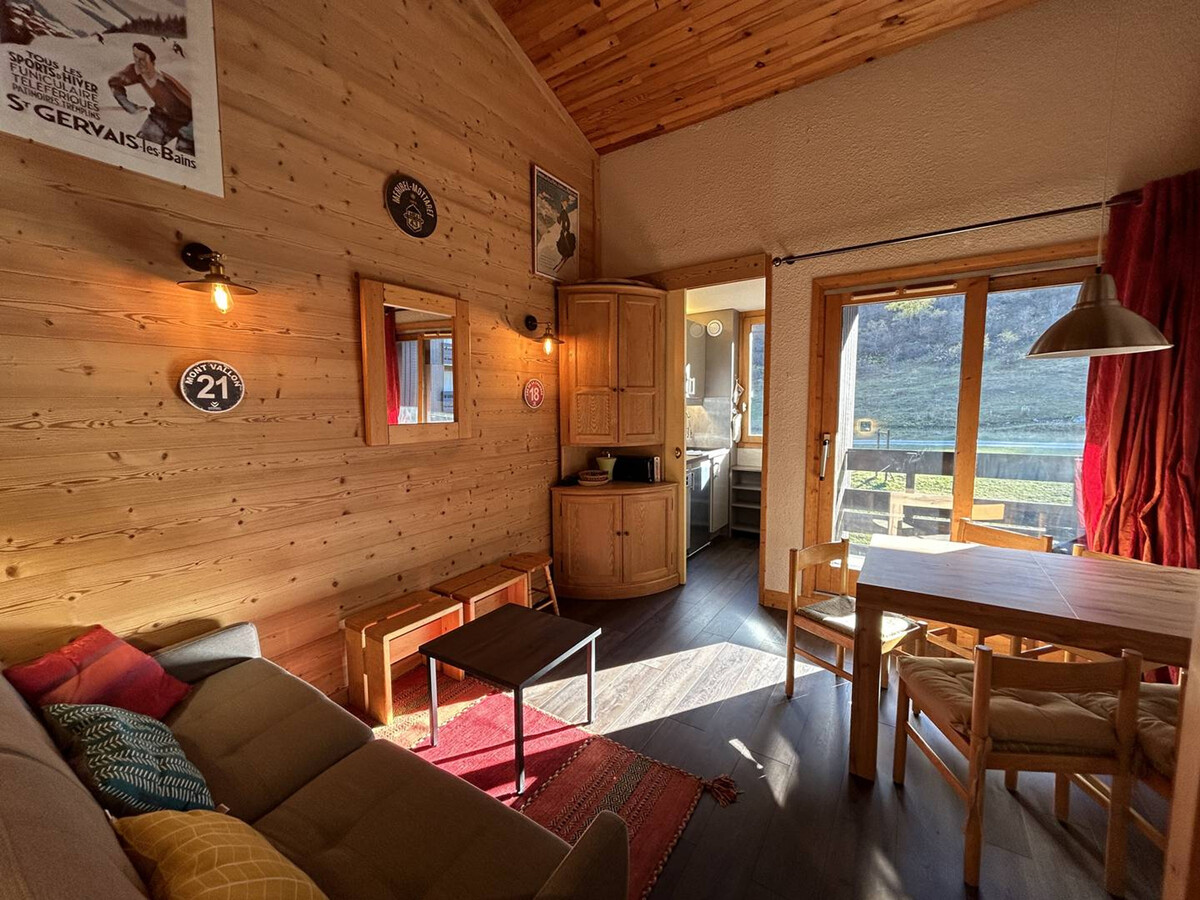 Appartement ski-in ski-out, 6 personnes, balcon à Méribel - Photo 1