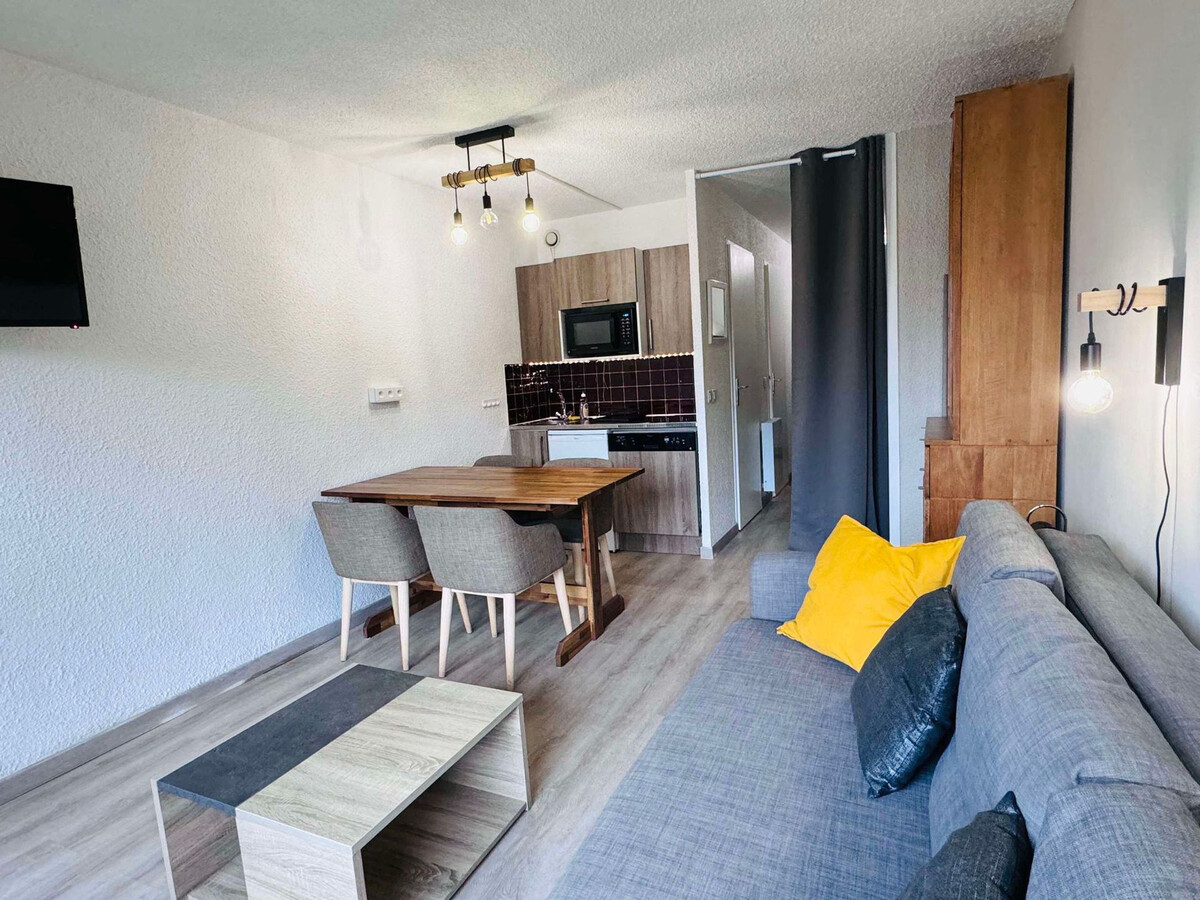Studio 27 m² aux Deux Alpes, balcon sud vue pistes - Photo 3