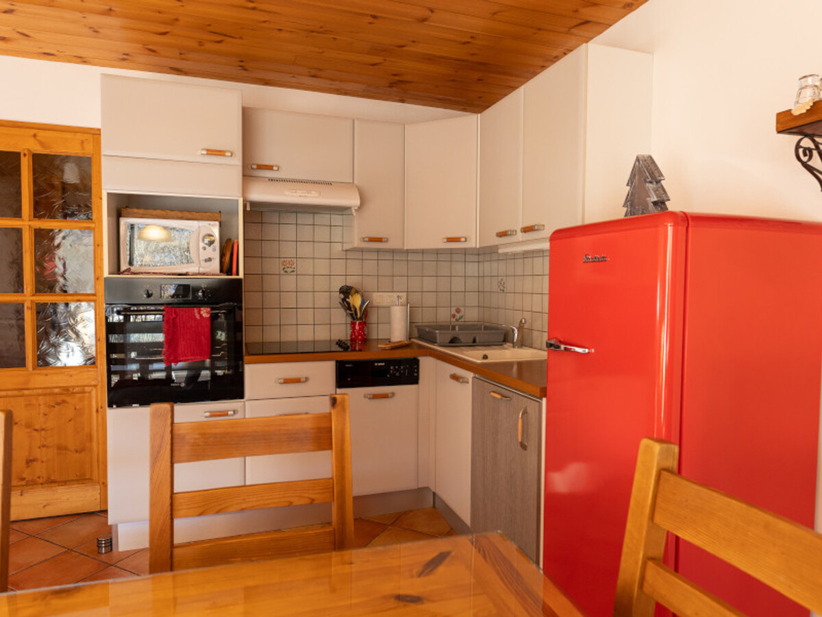 Charmant 3 pièces à Serre Chevalier, à 300m des pistes, terrasse, parking, Wi-Fi inclus - Photo 2