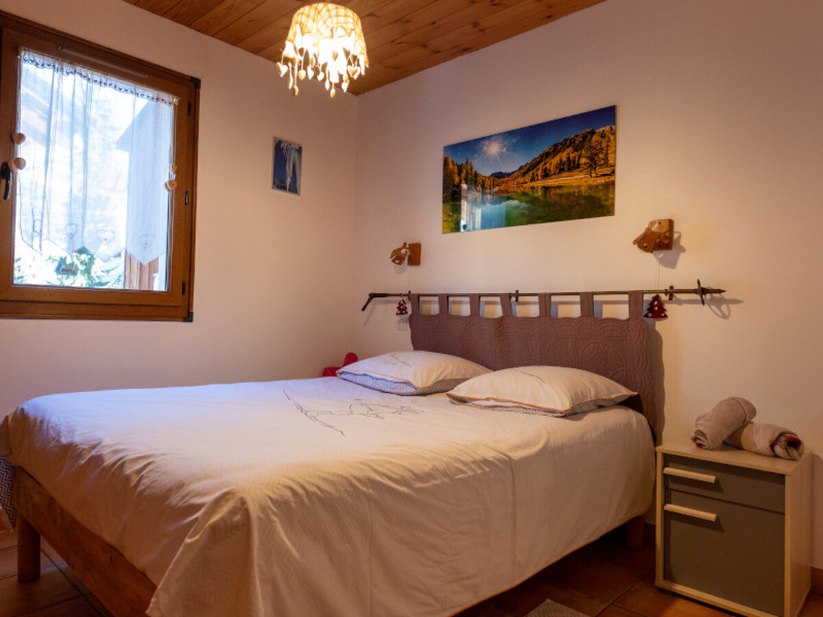 Charmant 3 pièces à Serre Chevalier, à 300m des pistes, terrasse, parking, Wi-Fi inclus - Photo 4