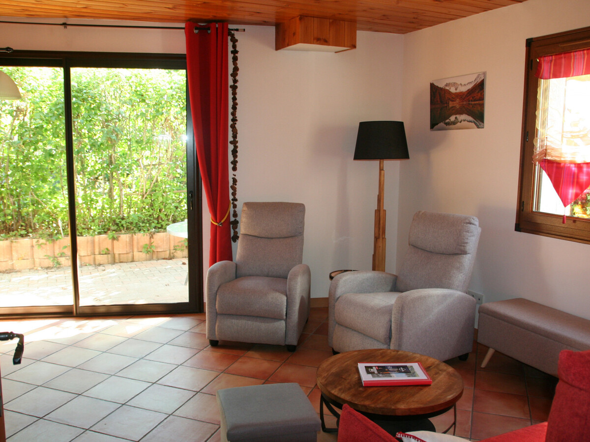 Charmant 3 pièces à Serre Chevalier, à 300m des pistes, terrasse, parking, Wi-Fi inclus - Photo 9