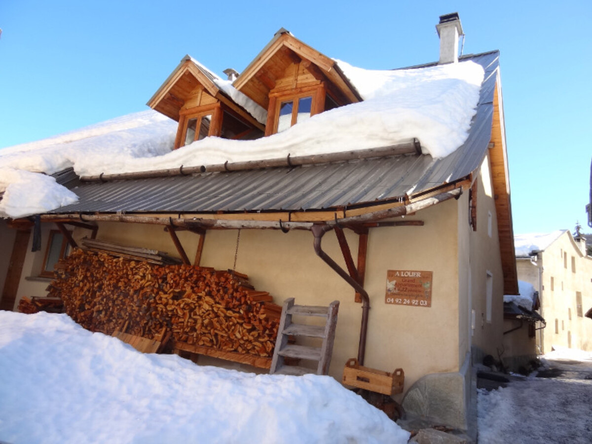 Appartement 2 pièces Serre Chevalier, poêle bois et local à ski - Photo 9