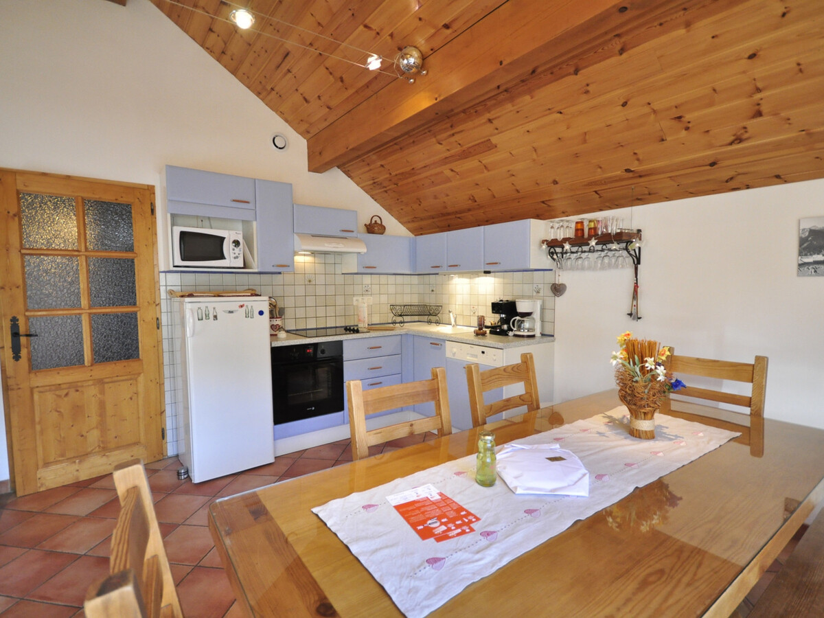 Appartement 4 pièces 6 pers. à 300m des pistes - Photo 2
