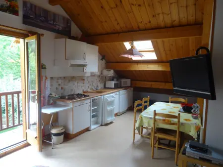 Appartement 2 pièces Saint-Chaffrey, garage + WiFi : photo 2