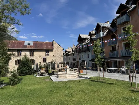Duplex 3 chambres 8 pers., cheminée et jardin - Serre Chevalier : photo 3