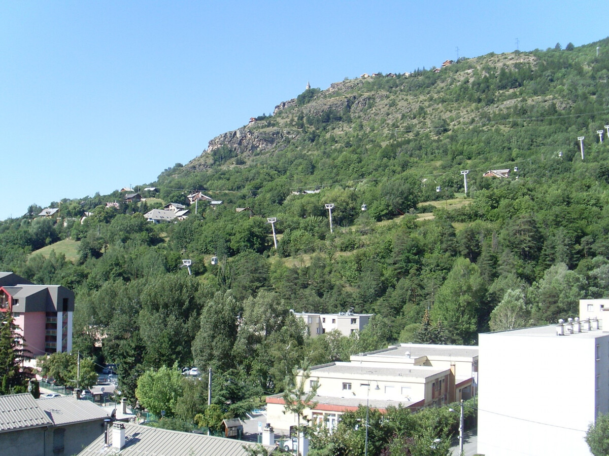 Appartement 3 pièces Briançon, garage et wifi proche pistes - Photo 9