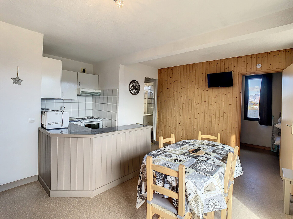 Appartement lumineux 35m², 5 pers, balcon sud, proche pistes, parking, wifi - Photo 3