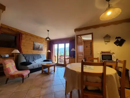 Appartement 3 pièces Les Alpages, 6 personnes, face piscine : photo 2