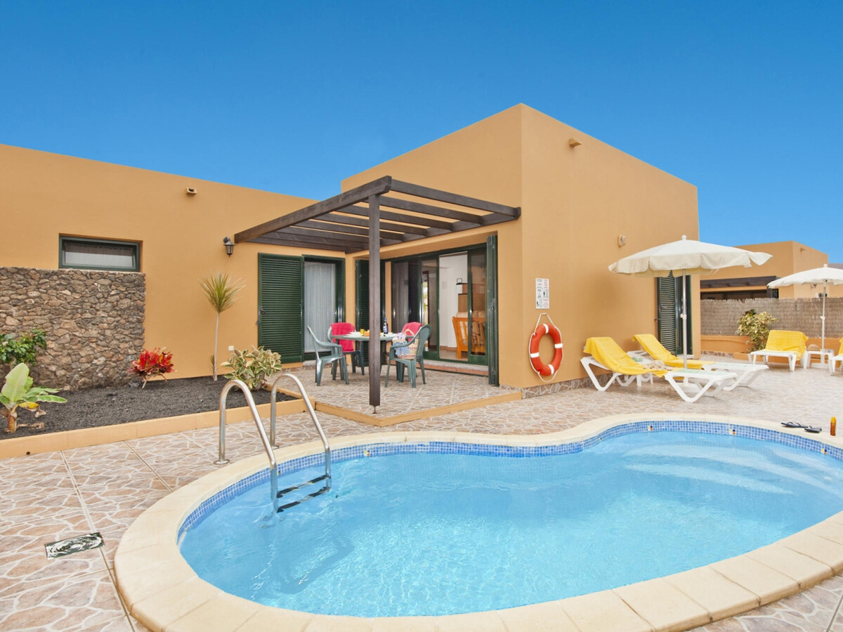 Villa 2 chambres avec piscine privée à Corralejo - Photo 1