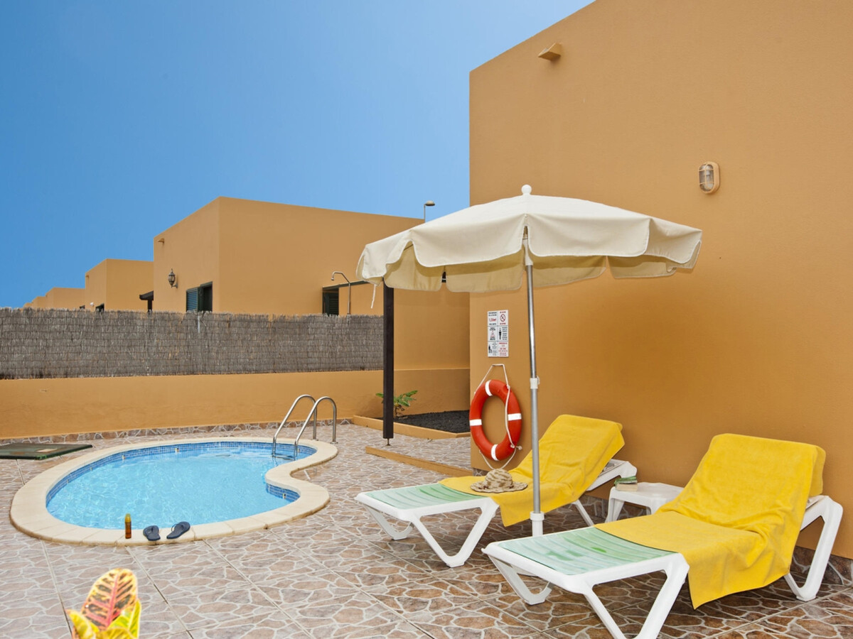 Villa 2 chambres avec piscine privée à Corralejo - Photo 2
