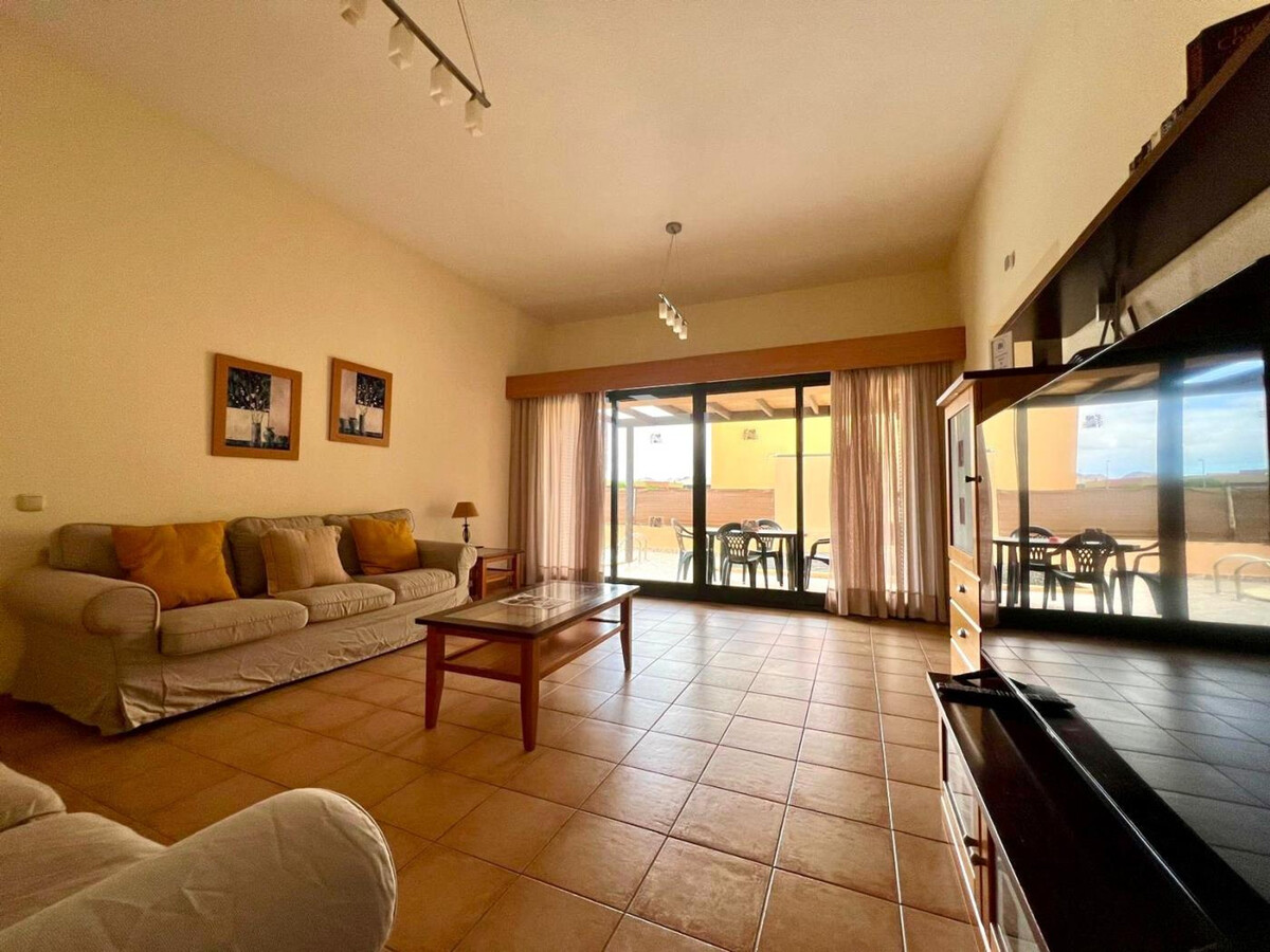 Villa 2 chambres avec piscine privée à Corralejo - Photo 4