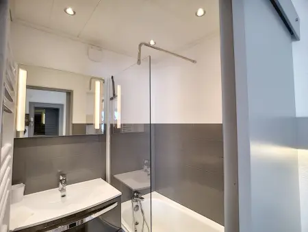 Appartement rénové 5 pers. aux Menuires, ski aux pieds, wifi : photo 7