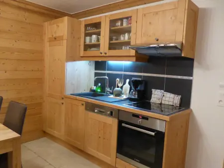 Appartement T3 cosy à Arêches, balcon sud-ouest et navette ski : photo 2