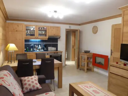 Appartement T3 cosy à Arêches, balcon sud-ouest et navette ski : photo 7