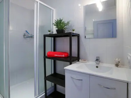 Appartement Le Miramar - 100 m de la plage : photo 12