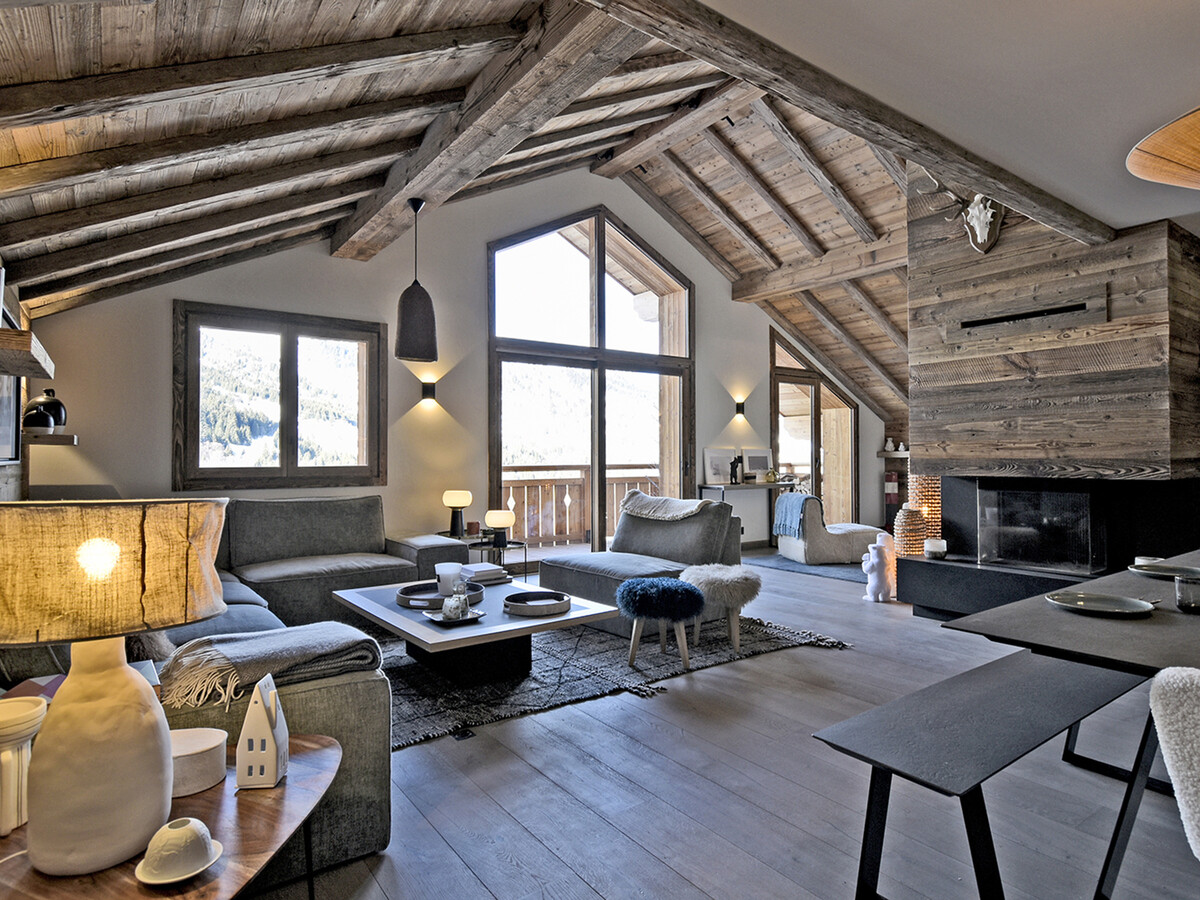 Charmant Triplex aux Allues avec Cheminée et Concierge - Photo 1