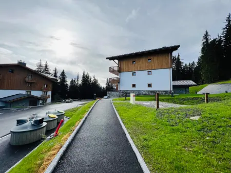 Les Saisies : appartement neuf 3 pièces, parking couvert, vue Beaufortain : photo 19