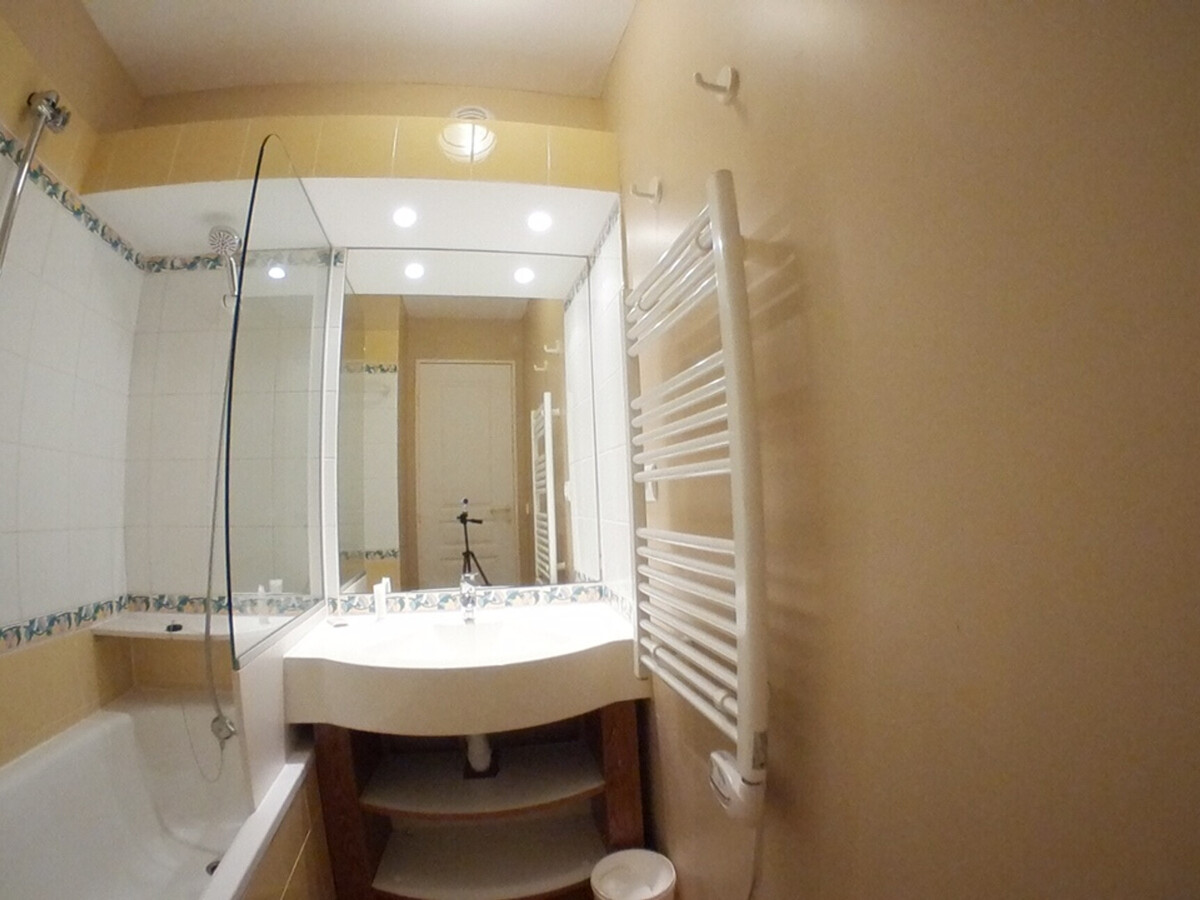 Bel appartement 3 pièces, 6 pers, skis aux pieds, WIFI - Photo 5