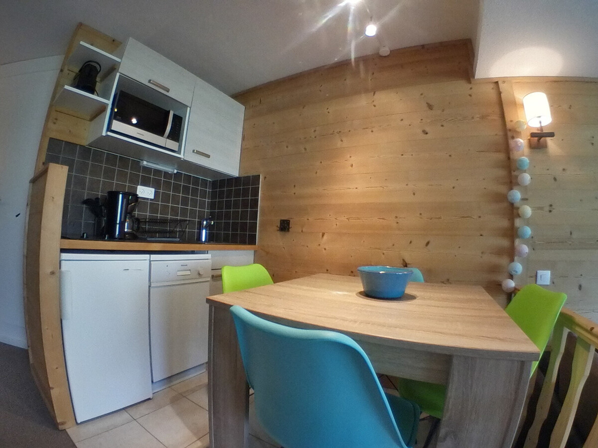 Studio 4 pers au centre d'Avoriaz, balcon vue pistes - Photo 3