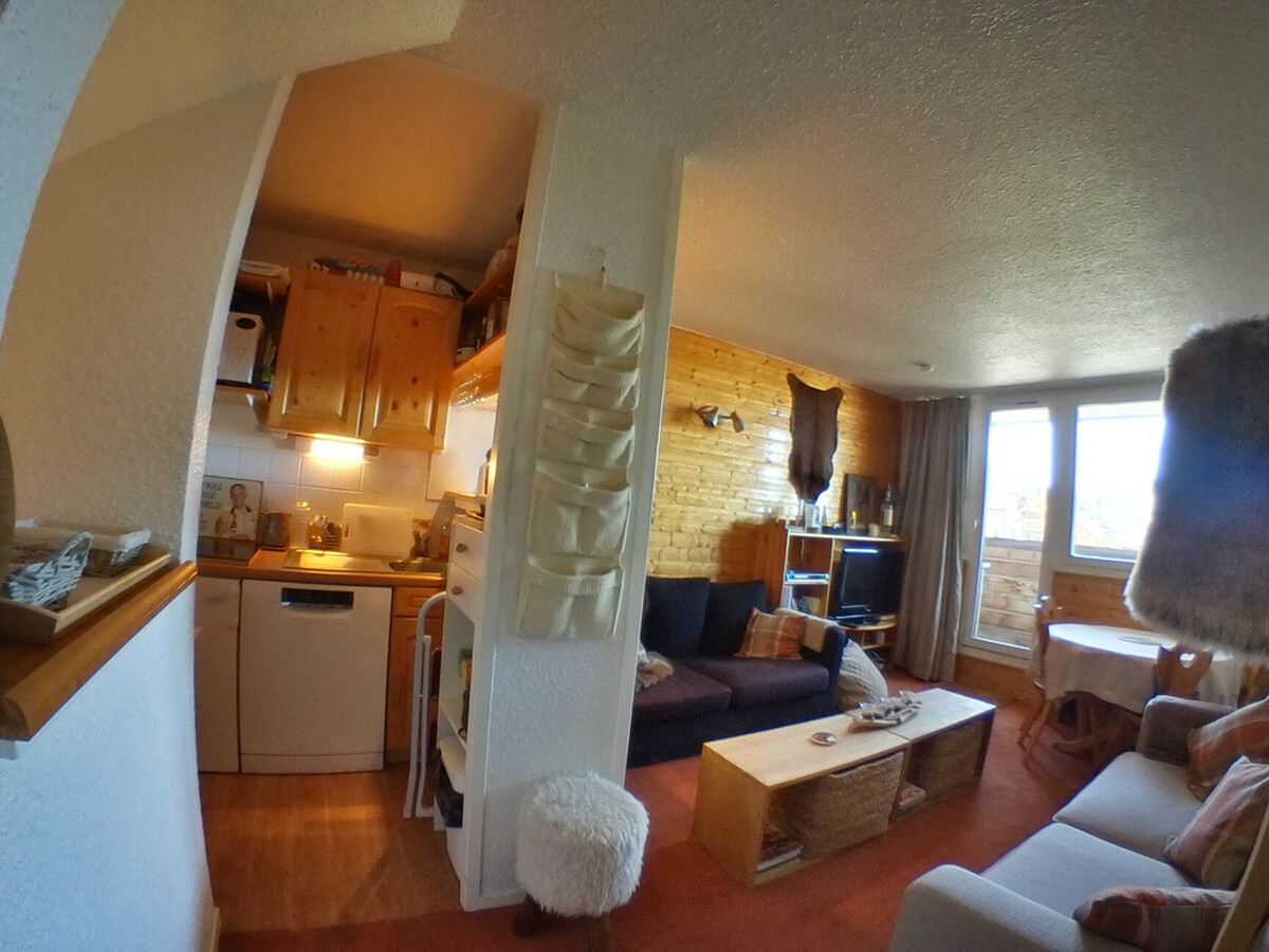 Duplex 6 pers. au cœur d'Avoriaz, balcon sud vue station - Photo 5
