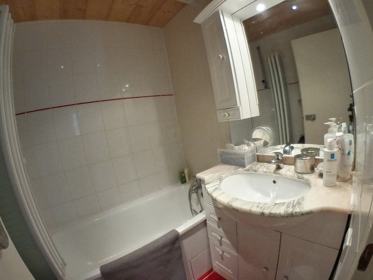 Duplex 6 pers. au cœur d'Avoriaz, balcon sud vue station - Photo 10