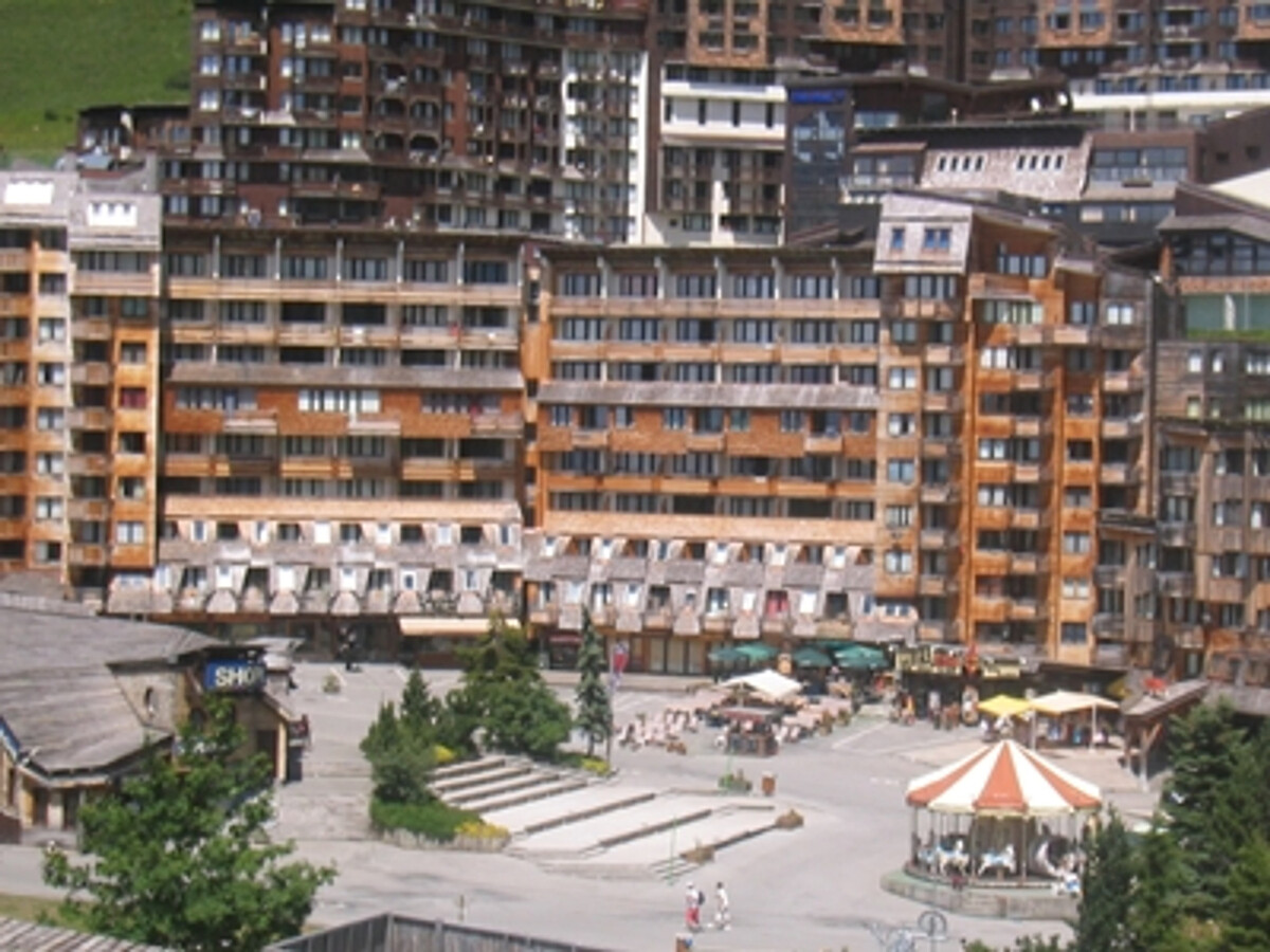 Duplex 6 pers. au cœur d'Avoriaz, balcon sud vue station - Photo 14