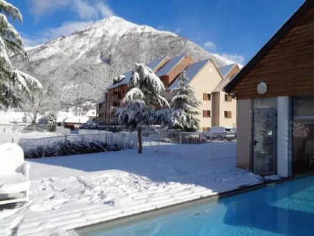 T3 avec Jardin, Piscine, Sauna, Hammam - Proche Commodités, Ski et Thermes - 4 Pers, Luz-Saint-Sauveur - Photo 11
