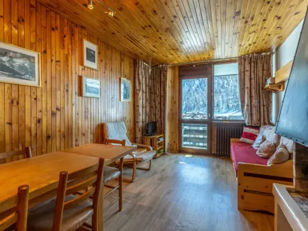 Location appartement à Val d'Isère, Appartement rénové 2 pièces à Val-dIsère, balcon, animaux acceptés