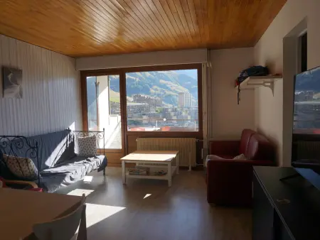 Location appartement à Orcières Merlette, T3 60m² 6/7 pers à 50m des pistes, animaux acceptés, linge inclus hiver