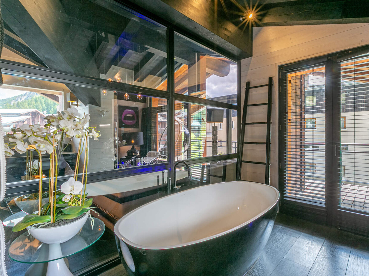 Appartement 120 m² prestige, 3 chambres, balcon Sud à Val-d'Isère - Photo 13