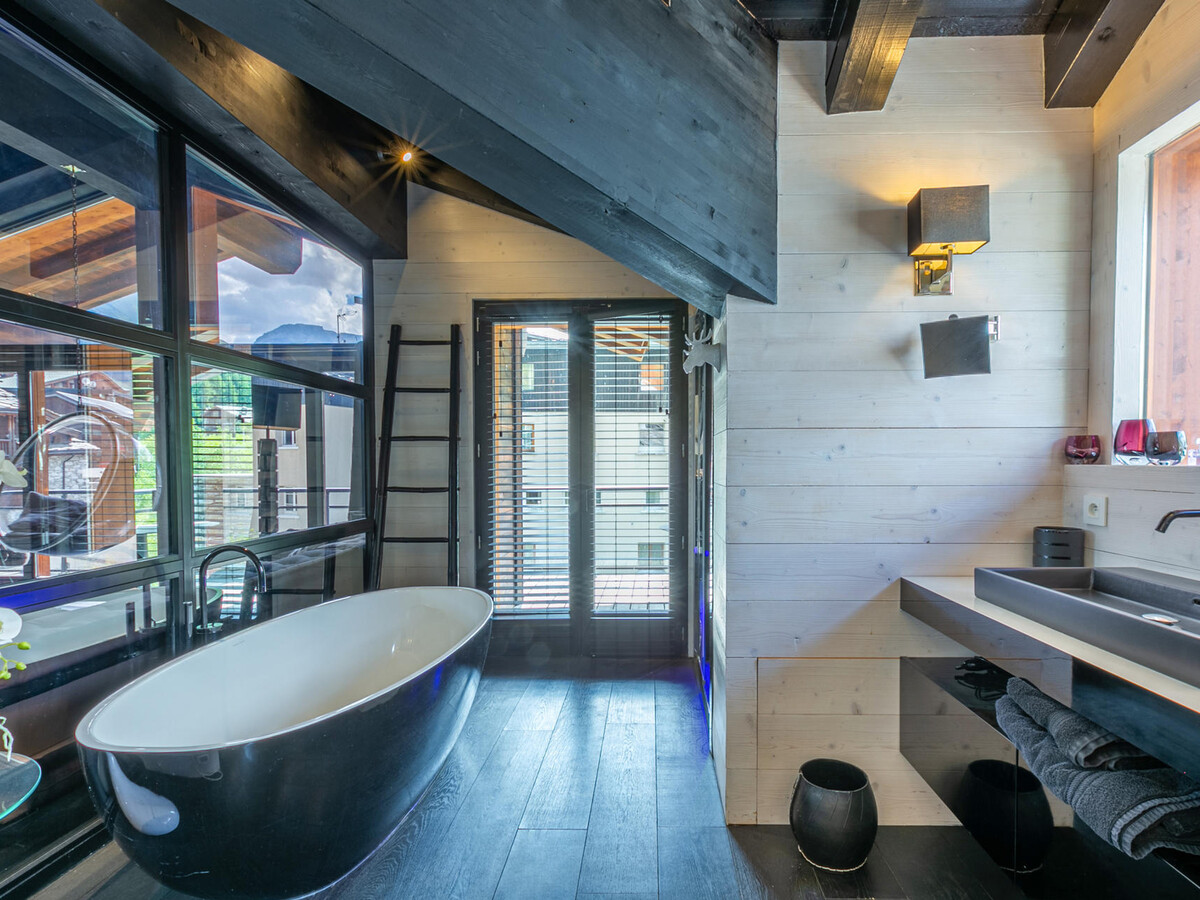 Appartement 120 m² prestige, 3 chambres, balcon Sud à Val-d'Isère - Photo 14