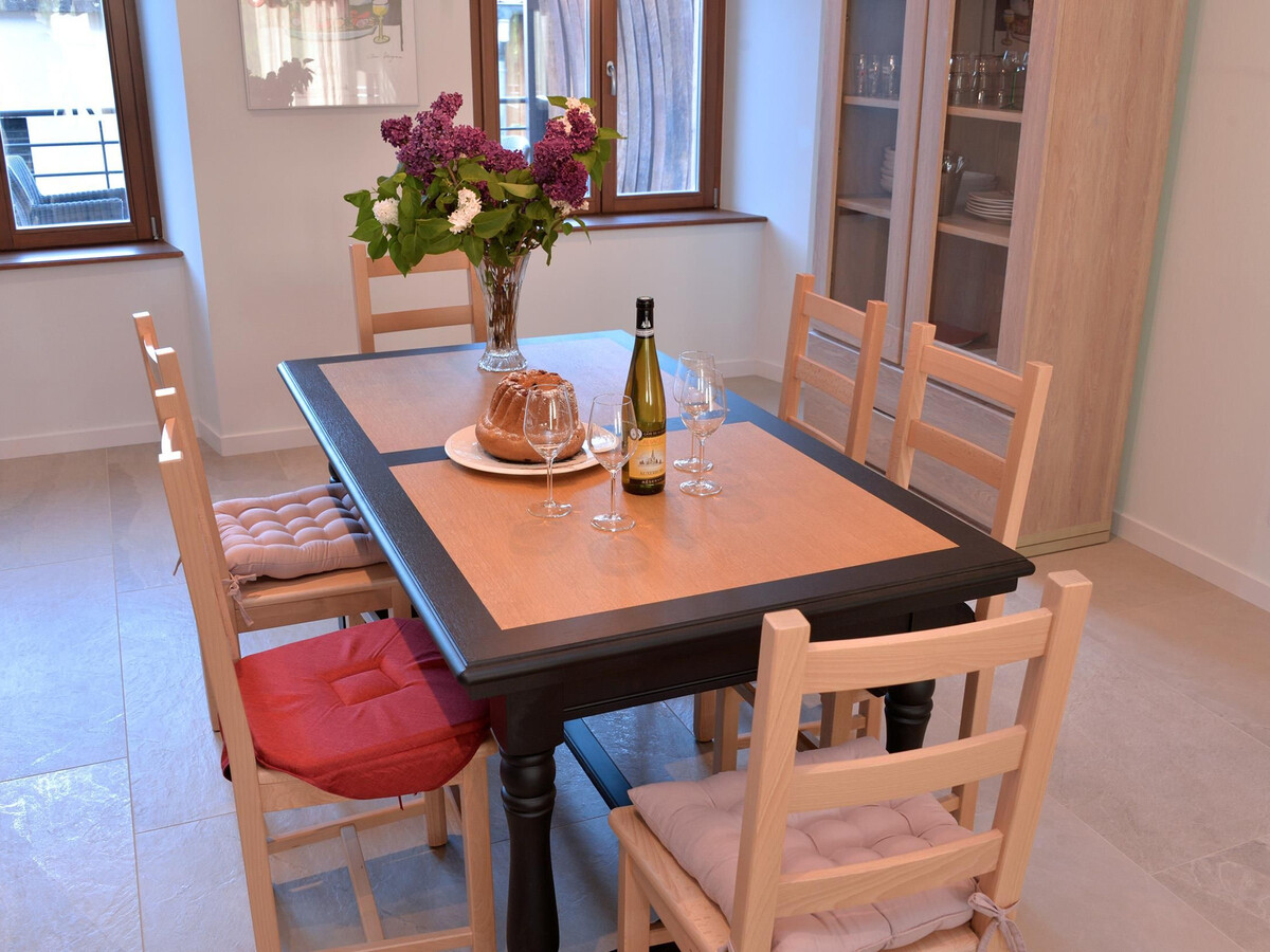 Gîte rénové 4 pers, terrasse et vue sur l'église à Hunawihr - Photo 5