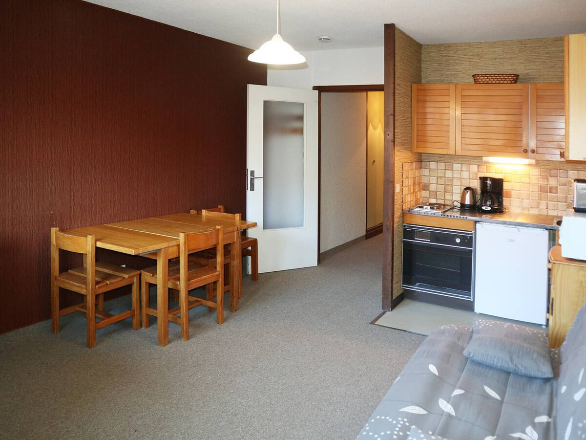 Studio 4 pers aux Orres, balcon sud, accès direct pistes - Photo 2