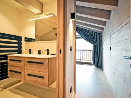 Superbe appartement 143m², 4 chambres, proche des pistes, prestations haut de gamme - Photo 10