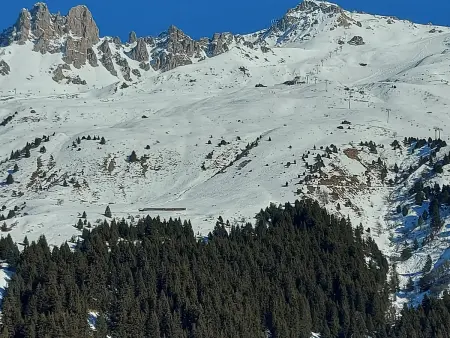 Superbe appartement 143m², 4 chambres, proche des pistes, prestations haut de gamme - Photo 22