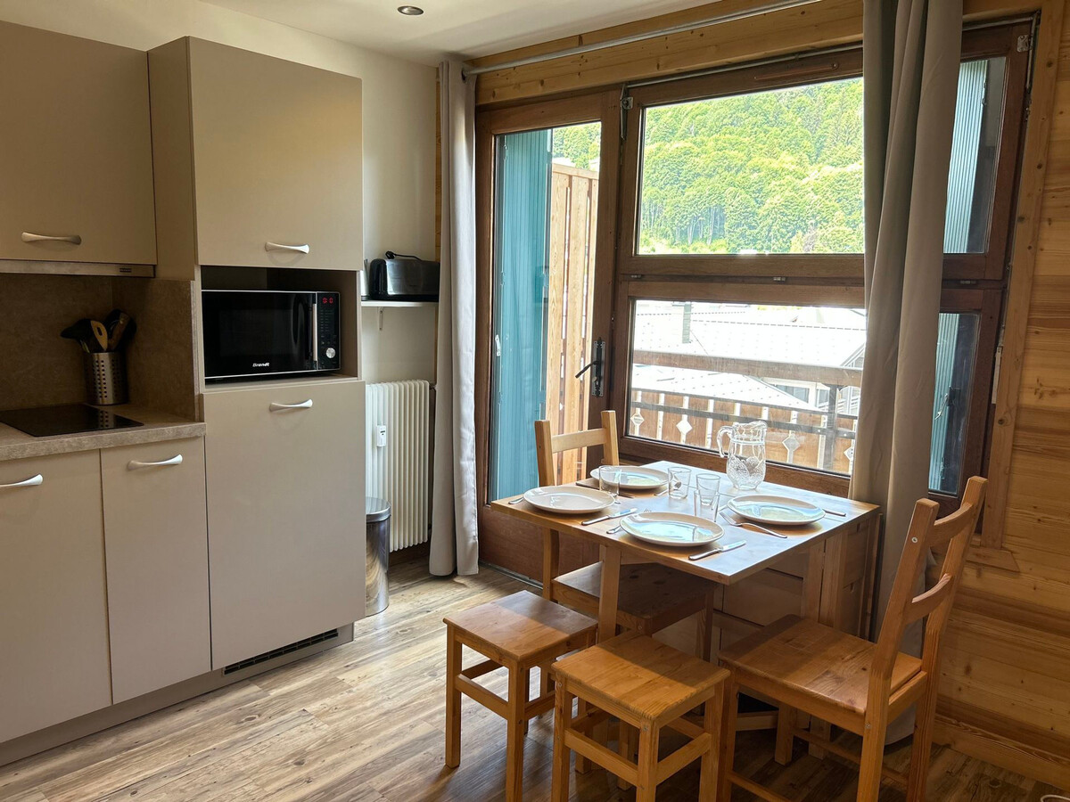 Studio 4 pers. aux Gets, face aux pistes, balcon - Photo 4