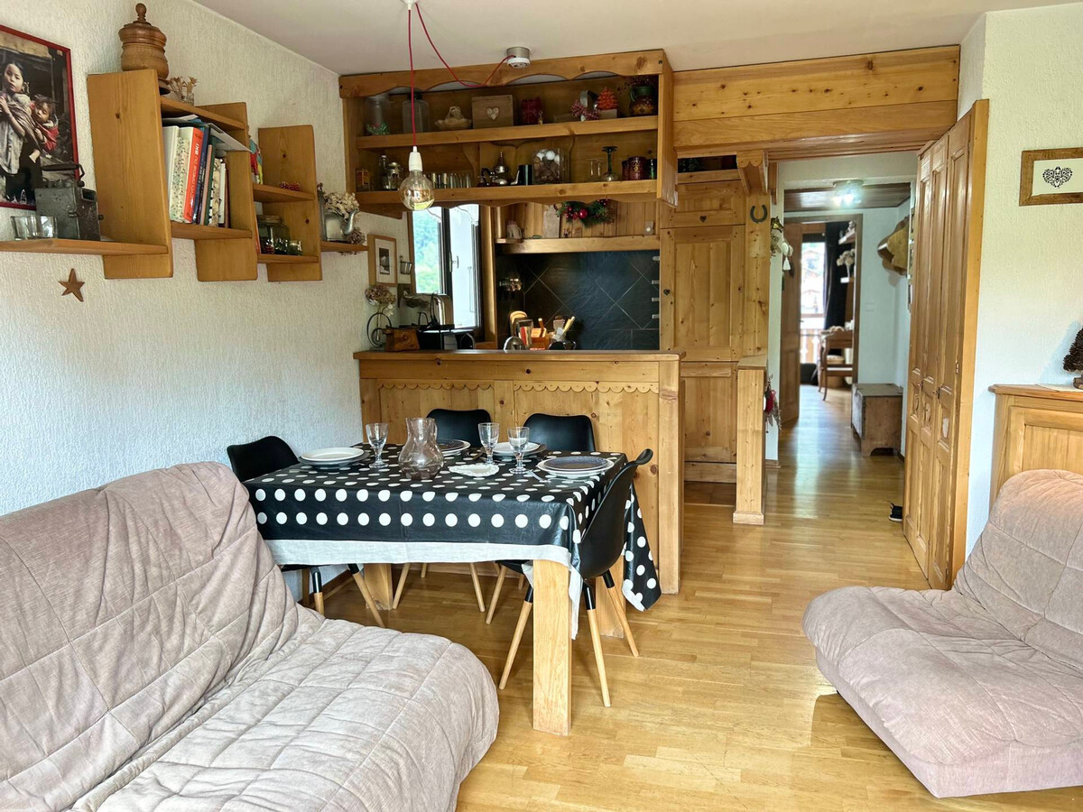 Appartement rénové aux pieds des pistes, 2 balcons, vue télésièges - Photo 1