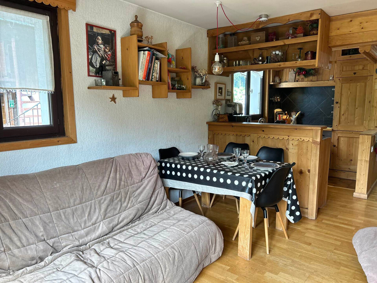 Appartement rénové aux pieds des pistes, 2 balcons, vue télésièges - Photo 8